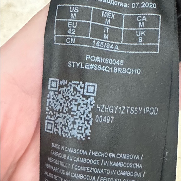 Guess Cropped Sweater with Golden Sequins Emblem and Adjustable Waist Size Med - Picture 4 of 5